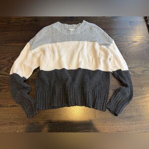 American Eagle Outfitters Black and Gray Crew Neck Sweaters